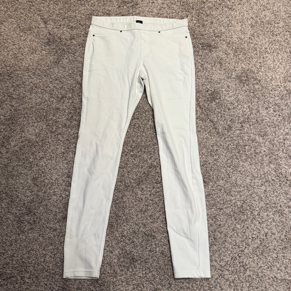 HUE White Jeggings Slim Fit Modern Style